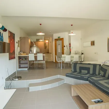 Modern In Malta Apartmán *